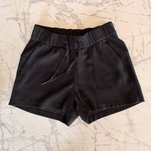 Lululemon On The Fly Short *Woven *2.5" Black NWOT